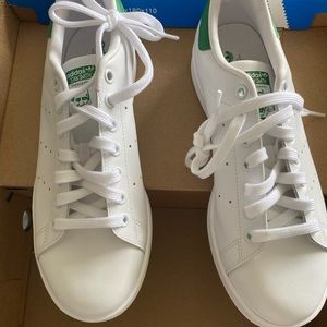 Womens STAN SMITH sneakers size 9